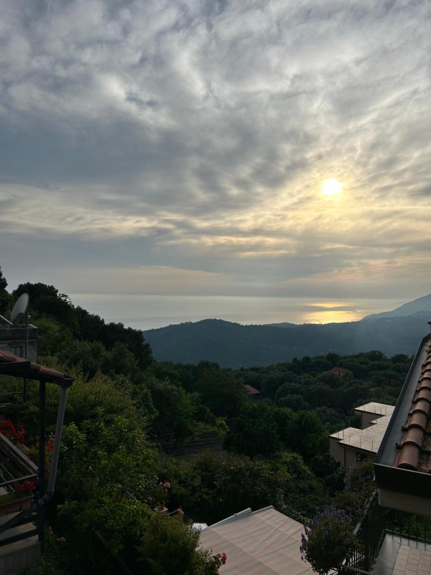 Da Piero & Lilia Villa Centola Bagian luar foto